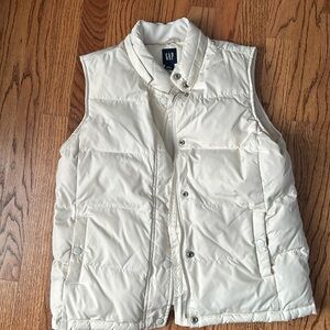 Gap Puffer Vest
